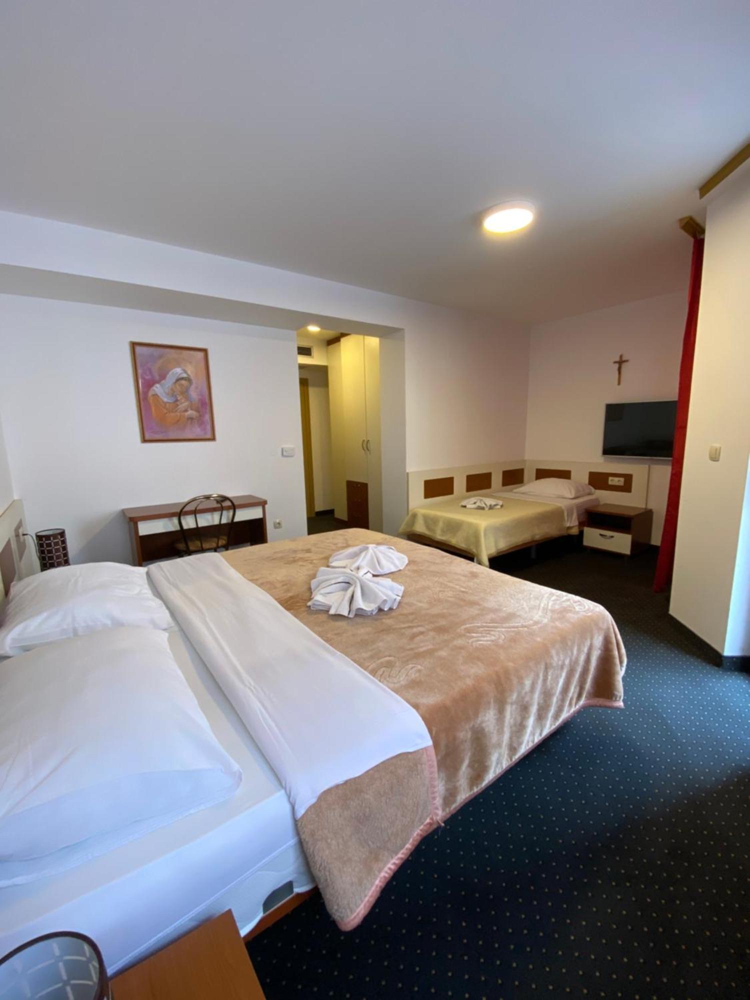 Hotel Frankoni Medjugorje Exterior photo